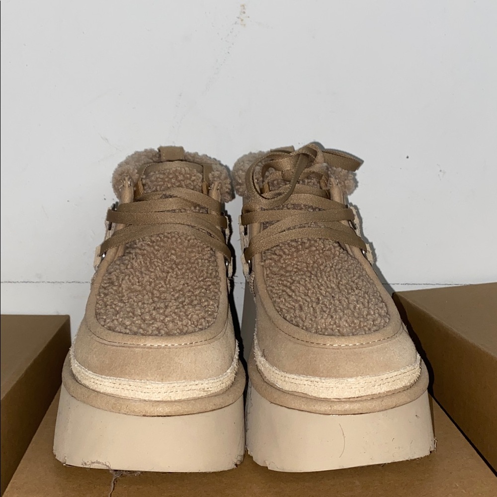 UGG BOOT NWT - image 2